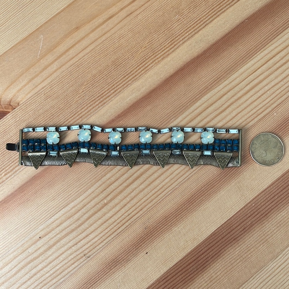 Bracelet clasp broken